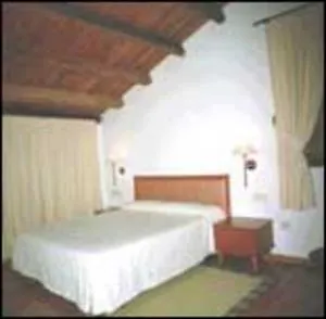 Hospederia Valle Del 4*