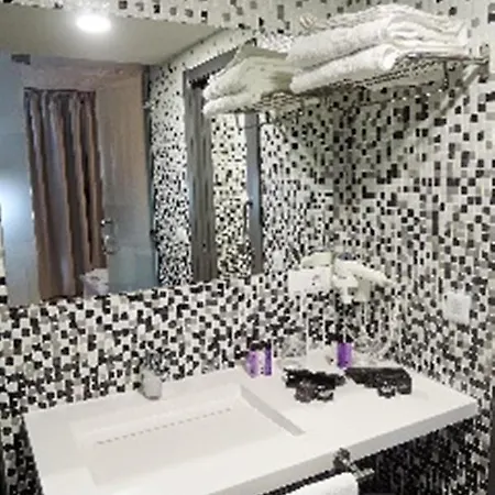 Отель Valle Del 4*